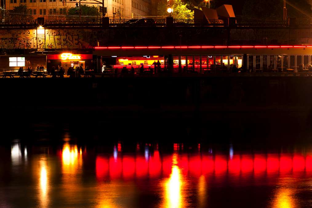 Flex Wien Donaukanal